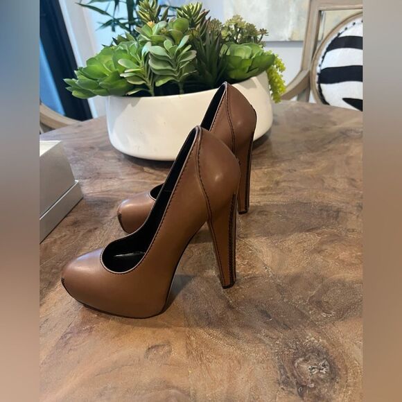 Brian Atwood Lavinia Safari Women's shoes size 7 - Picture 5 of 11